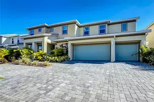 2477 Shanti Dr, Kissimmee, FL 34746 - Photo 2