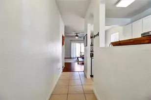 2761 Retreat View Cir, Sanford, FL 32771 - Photo 4