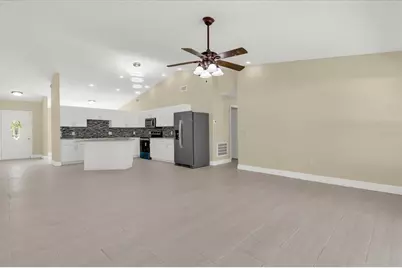 713 Maderia Court, Kissimmee, FL 34758 - Photo 4