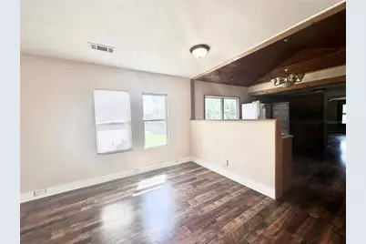 315 S Clayton Street, Mount Dora, FL 32757 - Photo 8