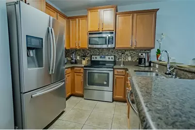 1056 Cypress Pointe Boulevard, Davenport, FL 33896 - Photo 10