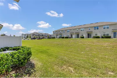 1116 Lakeshore Breeze Place, Kissimmee, FL 34747 - Photo 18