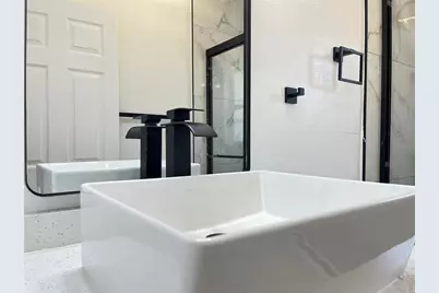 2801 45th Street S, Gulfport, FL 33711 - Photo 16