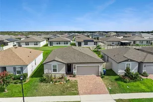 877 Cambridge Dr, Winter Haven, FL 33881 - Photo 4