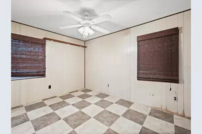 7235 15th St N, Saint Petersburg, FL 33702 - Photo 26