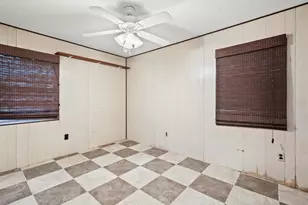 7235 15th St N, Saint Petersburg, FL 33702 - Photo 26