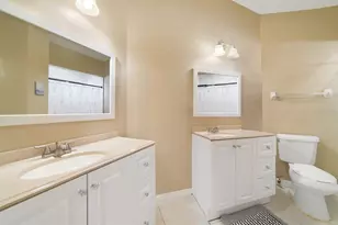 3165 Fairfield Dr, Kissimmee, FL 34743 - Photo 6