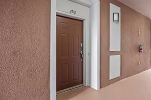 1355 Venezia Ct, Davenport, FL 33896 - Photo 2