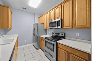 1355 Venezia Ct, Davenport, FL 33896 - Photo 6