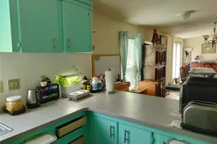 3990 Whispering Pines Cir, Greenwood, FL 32443 - Photo 12