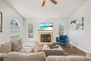 6011 Laketree Ln, Temple Terrace, FL 33617 - Photo 4