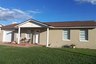 112 Hermosillo Dr, Kissimmee, FL 34743 - Photo 2