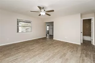 2065 West Pkwy, Deland, FL 32724 - Photo 2