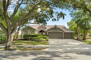 2117 St Andrews Cir, Orlando, FL 32835 - Photo 1