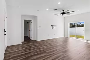 500 Sarasota Pl, Kissimmee, FL 34759 - Photo 12