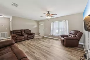 176 Juniper Loop Cir, Ocala, FL 34480 - Photo 4