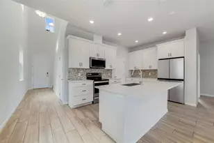 3645 Voyager Ln, Sanford, FL 32773 - Photo 2