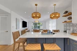 4360 Chatham Dr, Longboat Key, FL 34228 - Photo 12