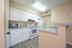 5136 Park Central Dr, Orlando, FL 32839 - Photo 6