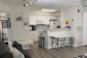 5136 Park Central Dr, Orlando, FL 32839 - Photo 6