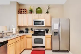 7663 Sir Kaufmann Ct, Kissimmee, FL 34747 - Photo 4