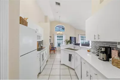 4715 Ainsdale Walk, Kissimmee, FL 34746 - Photo 14