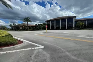 13455 SW 9th Ct, Pembroke Pines, FL 33027 - Photo 12