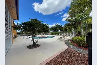 13455 SW 9th Court #112J, Pembroke Pines, FL 33027 - Photo 10