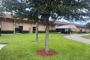 13455 SW 9th Ct, Pembroke Pines, FL 33027 - Photo 14