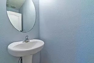 10201 Hawk Storm Ave, Tampa, FL 33610 - Photo 18