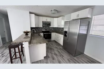 545 Oak Drive, Tavares, FL 32778 - Photo 8