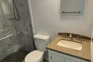 545 Oak Dr, Tavares, FL 32778 - Photo 14
