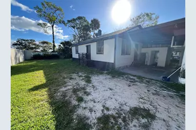 323 S Franklin Street, Daytona Beach, FL 32114 - Photo 1