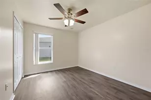 917 Alsace Dr, Kissimmee, FL 34759 - Photo 32