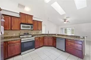 917 Alsace Dr, Kissimmee, FL 34759 - Photo 12