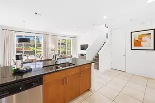 2624 Bugatti Ct, Kissimmee, FL 34746 - Photo 10