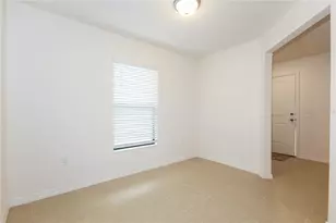 6519 Baikal Pl, Lakeland, FL 33805 - Photo 10