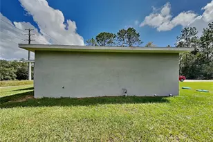 2555 W Royal Palm Dr, Citrus Springs, FL 34434 - Photo 14