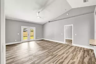 570 E 5th St, Chuluota, FL 32766 - Photo 2