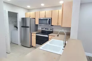 940 Village Trail, Port Orange, FL 32127 - Photo 10