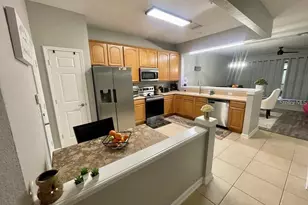 2838 Villafuerte Point, Orlando, FL 32835 - Photo 4