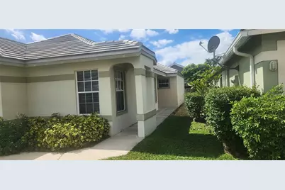 2675 Arborwood Road, Davie, FL 33328 - Photo 2