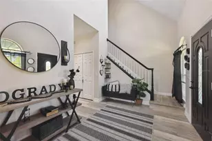 3305 Red Fox Dr, Deltona, FL 32725 - Photo 4