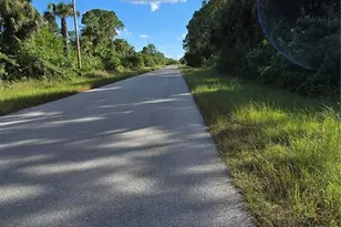 454 Naples Ave S, Lehigh Acres, FL 33974 - Photo 1