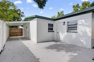 4915 Eldorado Dr, Tampa, FL 33615 - Photo 18