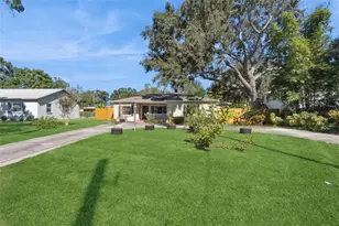 1713 Hourglass Dr, Orlando, FL 32806 - Photo 2