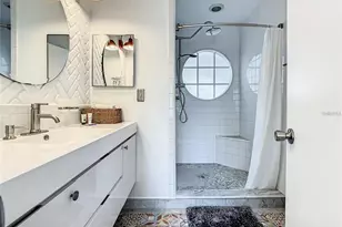 5006 Laguna Bay Cir, Kissimmee, FL 34746 - Photo 16