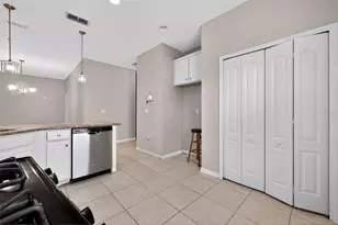 4913 Pall Mall St E, Kissimmee, FL 34758 - Photo 8