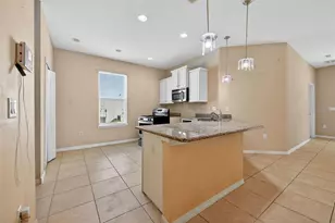 4913 Pall Mall St E, Kissimmee, FL 34758 - Photo 6