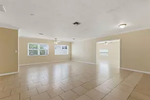 1300 79th Ave N, Saint Petersburg, FL 33702 - Photo 20